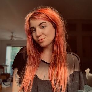 Meet your Posher, Alexandra